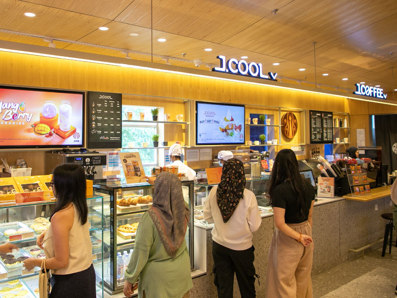 J.CO
